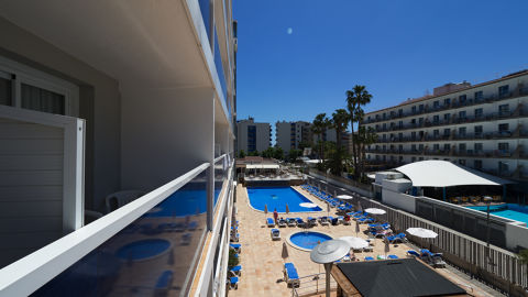 5e714-hotel-riviera-santa-susanna-barcelona--70-.jpg